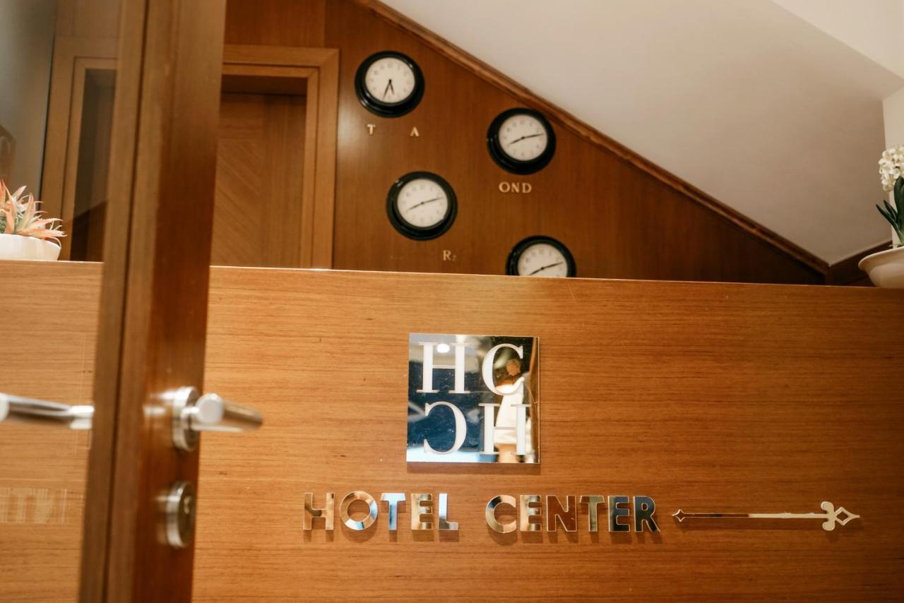 Center Hotel Гірокастра Екстер'єр фото