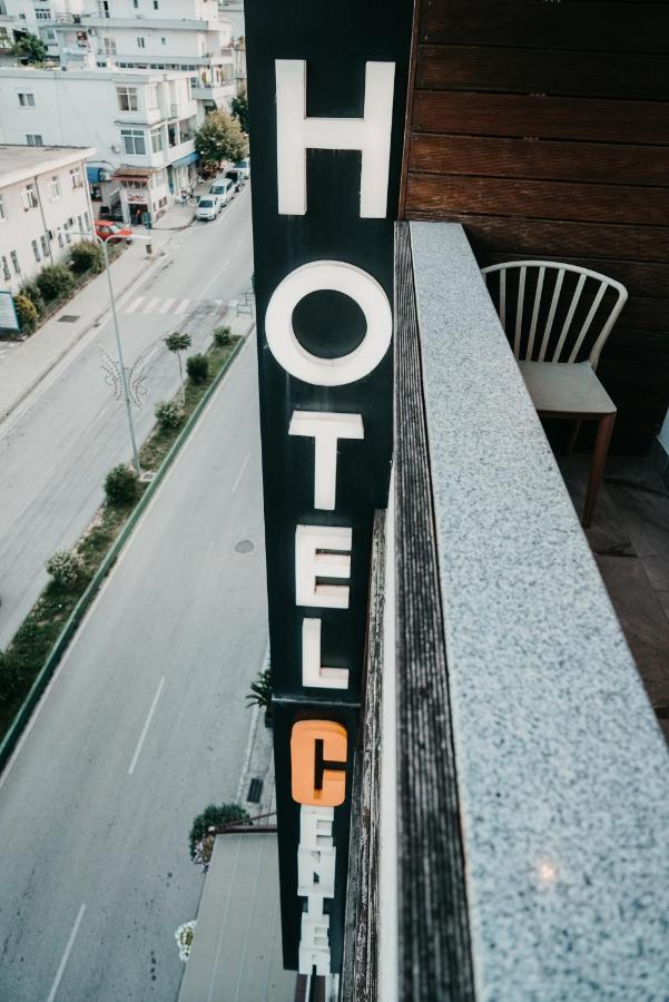Center Hotel Гірокастра Екстер'єр фото