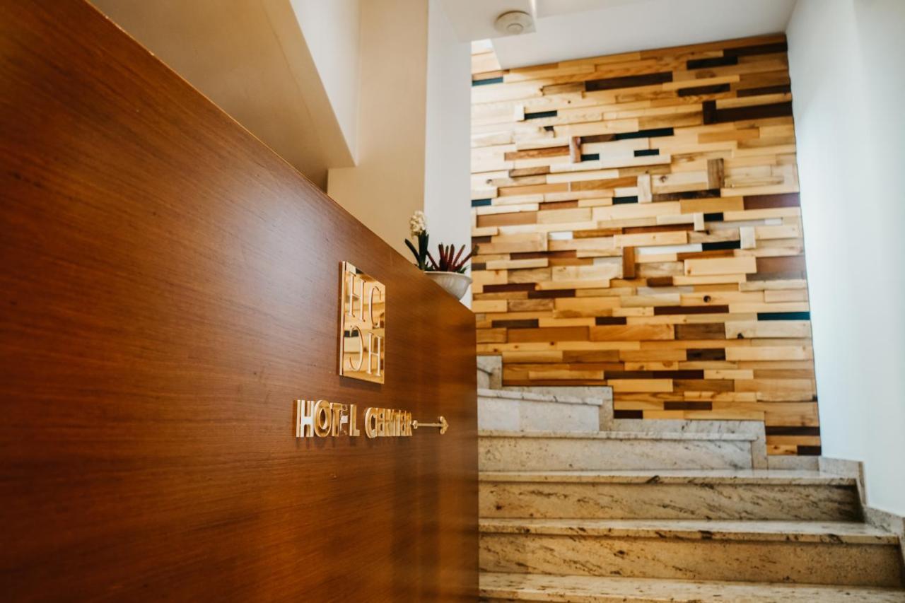 Center Hotel Гірокастра Екстер'єр фото